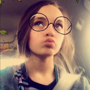 Meet your Posher, Kaylee